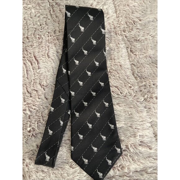 Firsite 💯 % Silk Tie Mens Necktie 4” Wide at Bottom Black With Silver Elephants - Picture 1 of 9